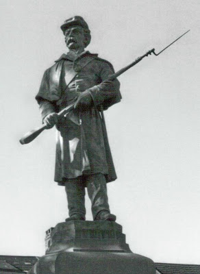 Westfield-Civil-War-monument-closeup